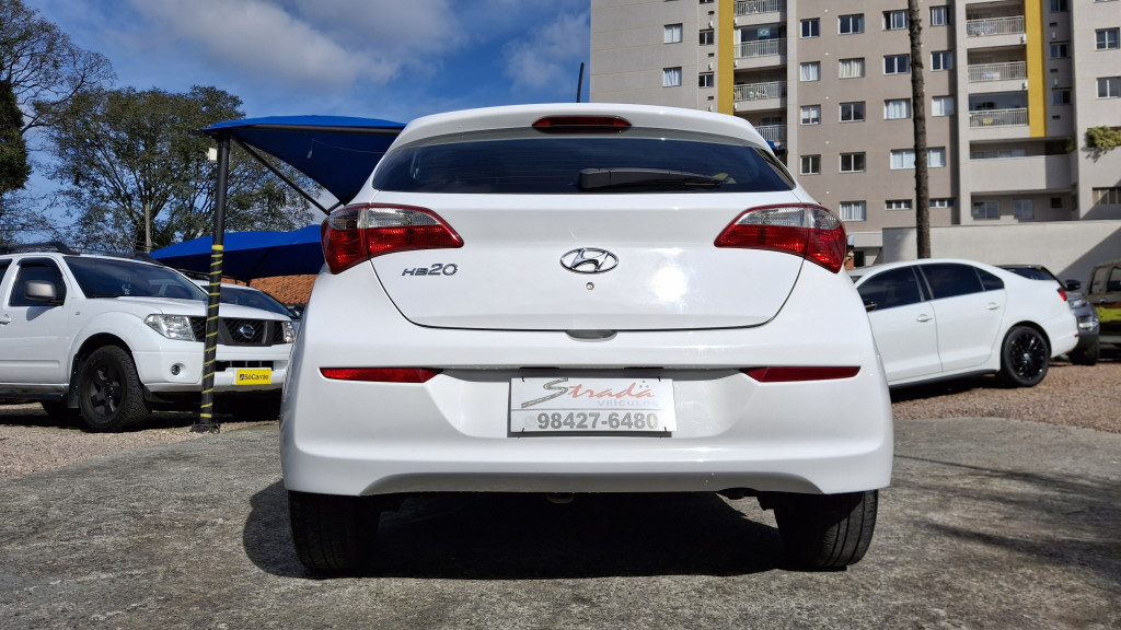 Imagem do veículo HYUNDAI HB20 1.0 COMFORT 12V FLEX 4P MANUAL
