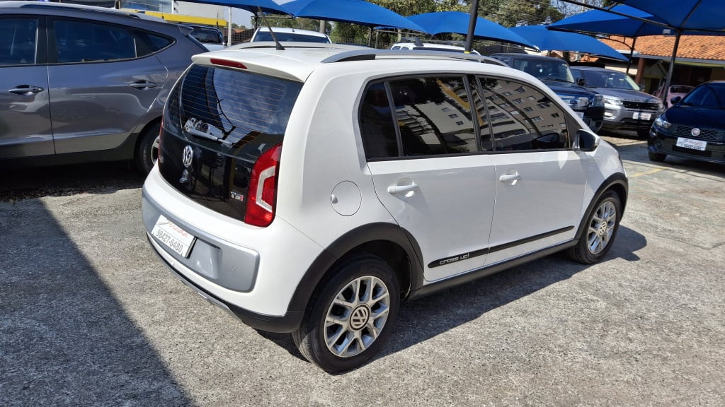 Imagem do veículo VOLKSWAGEN CROSS UP 1.0 TSI 12V FLEX 4P MANUAL