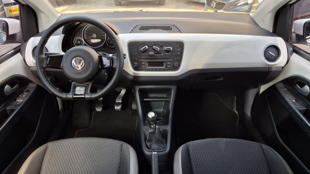 Imagem do veículo VOLKSWAGEN CROSS UP 1.0 TSI 12V FLEX 4P MANUAL