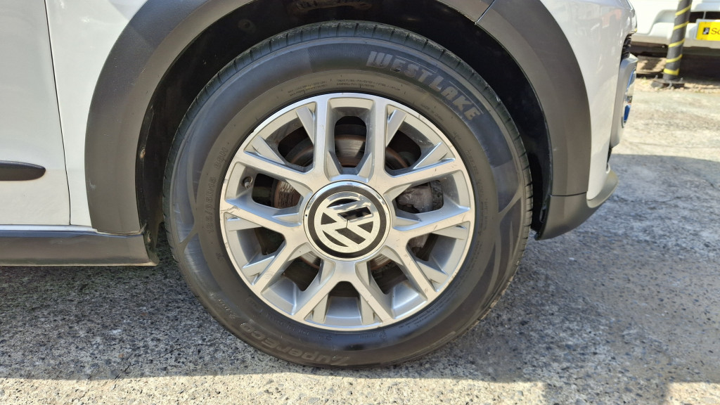 Imagem do veículo VOLKSWAGEN CROSS UP 1.0 TSI 12V FLEX 4P MANUAL