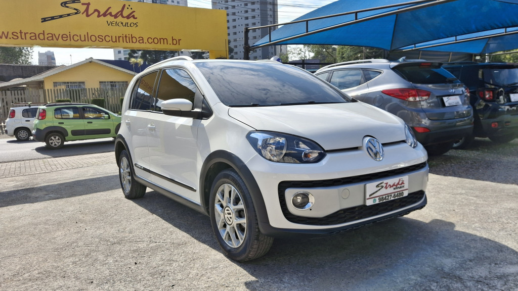 Imagem do veículo VOLKSWAGEN CROSS UP 1.0 TSI 12V FLEX 4P MANUAL