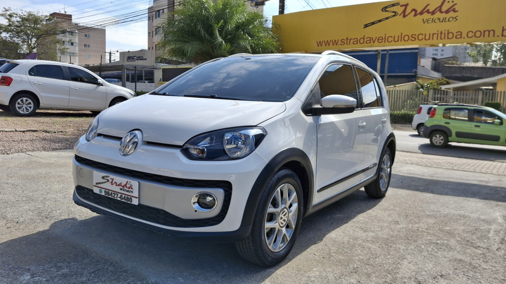 Imagem do veículo VOLKSWAGEN CROSS UP 1.0 TSI 12V FLEX 4P MANUAL