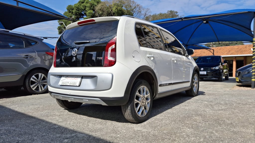 Imagem do veículo VOLKSWAGEN CROSS UP 1.0 TSI 12V FLEX 4P MANUAL