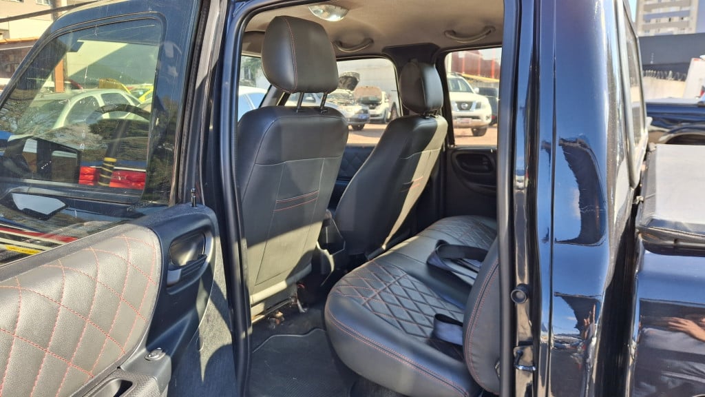 Imagem do veículo FORD RANGER 2.3 XLT 16V 4X2 CD GASOLINA 4P MANUAL
