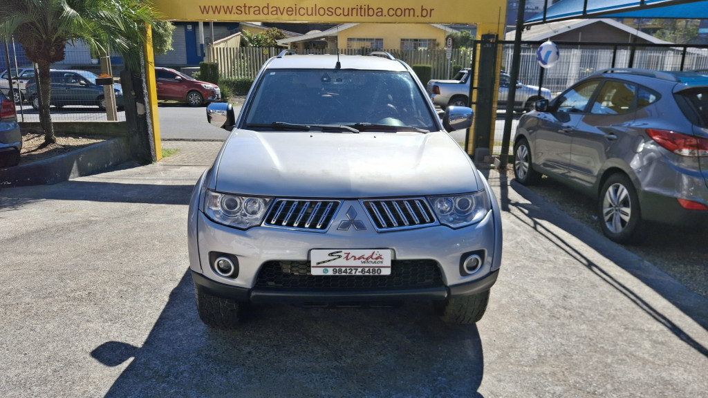 Imagem do veículo MITSUBISHI PAJERO DAKAR 3.2 HPE 4X4 7 LUGARES 16V TURBO INTERCOOLER DIESEL 4P AUTOMÁTICO