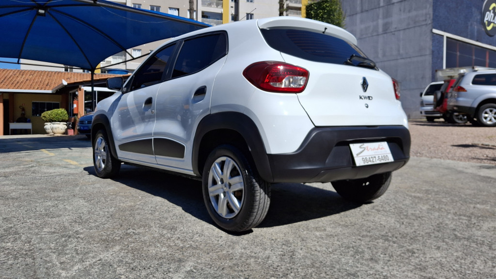 Imagem do veículo RENAULT KWID 1.0 12V SCE FLEX ZEN MANUAL