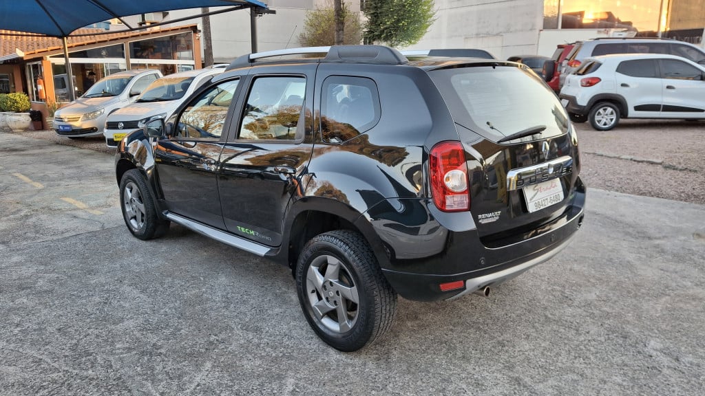Imagem do veículo RENAULT DUSTER 2.0 DYNAMIQUE 4X2 16V FLEX 4P AUTOMÁTICO