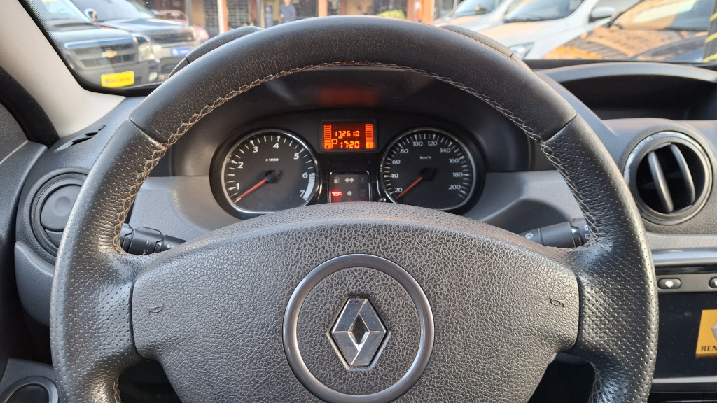 Imagem do veículo RENAULT DUSTER 2.0 DYNAMIQUE 4X2 16V FLEX 4P AUTOMÁTICO