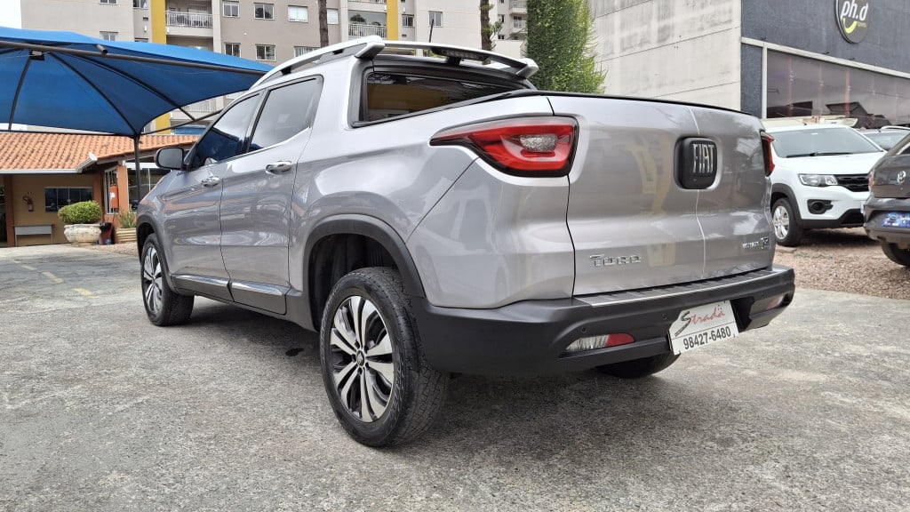 Imagem do veículo FIAT TORO 2.0 16V TURBO DIESEL VOLCANO 4WD AT9