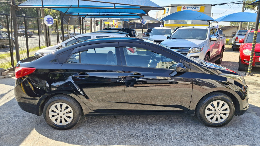 Imagem do veículo HYUNDAI HB20S 1.6 COMFORT PLUS 16V FLEX 4P MANUAL