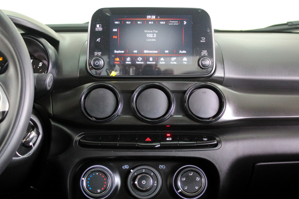 Imagem do veículo FIAT ARGO DRIVE 1.0 FLEX MANUAL - 2024 - BRANCO