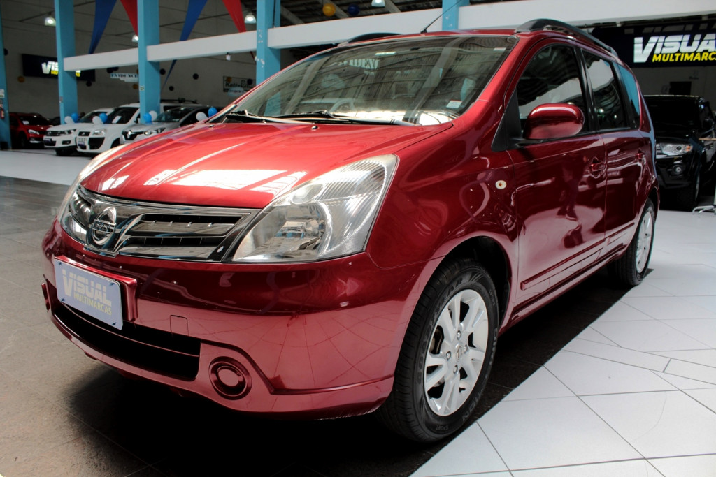 NISSAN LIVINA 1.8 S FLEX 4P AUTOMÁTICO - 2013 - VERMELHO NISSAN LIVINA 1.8 S FLEX 4P AUTOMÁTICO - 2013 - VERMELHO