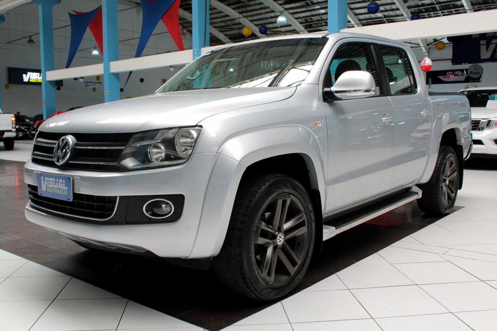 VOLKSWAGEN AMAROK 2.0 HIGHLINE 4X4 CD TURBO DIESEL 4P AUTOMÁTICO 6M - 2013 - PRATA VOLKSWAGEN AMAROK 2.0 HIGHLINE 4X4 CD TURBO DIESEL 4P AUTOMÁTICO 6M - 2013 - PRATA