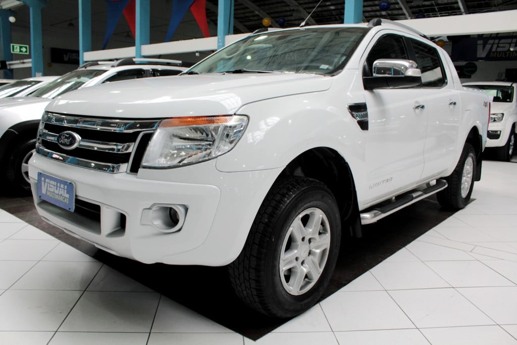FORD RANGER 3.2 LIMITED 4X4 CD TURBO DIESEL 4P AUTOMÁTICO 6M - 2015 - BRANCO FORD RANGER 3.2 LIMITED 4X4 CD TURBO DIESEL 4P AUTOMÁTICO 6M - 2015 - BRANCO