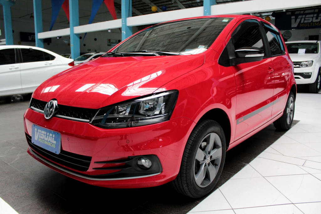 VOLKSWAGEN FOX RUN 1.6 FLEX 4P MANUAL - 2017 - VERMELHO VOLKSWAGEN FOX RUN 1.6 FLEX 4P MANUAL - 2017 - VERMELHO