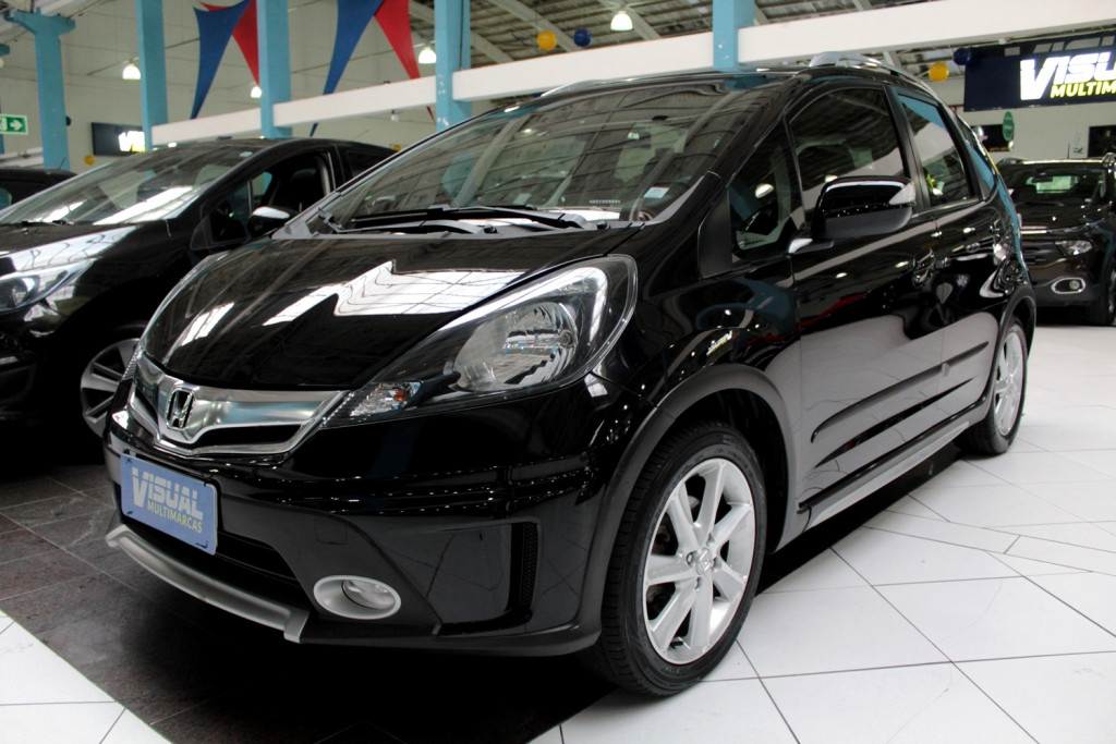 HONDA FIT 1.5 TWIST FLEX 4P AUTOMÁTICO 5M - 2013 - PRETO HONDA FIT 1.5 TWIST FLEX 4P AUTOMÁTICO 5M - 2013 - PRETO