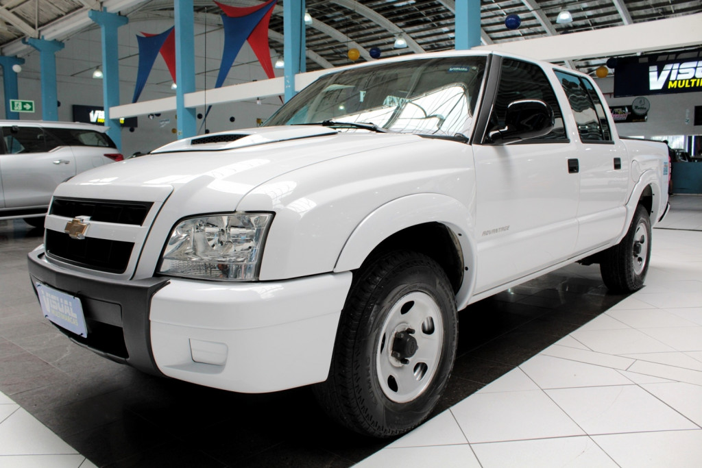 CHEVROLET S10 2.4 ADVANTAGE 4X2 CD FLEX 4P MANUAL - 2011 - BRANCO CHEVROLET S10 2.4 ADVANTAGE 4X2 CD FLEX 4P MANUAL - 2011 - BRANCO