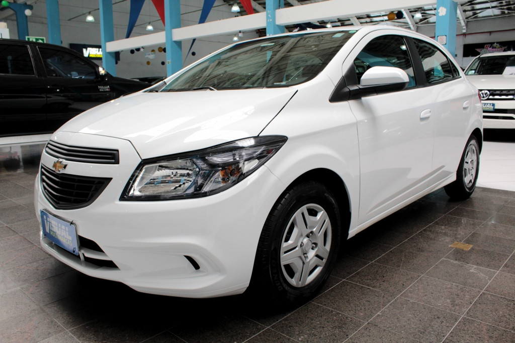 CHEVROLET ONIX 1.0 JOY FLEX 4P MANUAL 6M - 2019 - BRANCO CHEVROLET ONIX 1.0 JOY FLEX 4P MANUAL 6M - 2019 - BRANCO