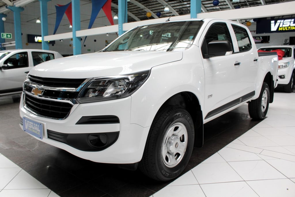 CHEVROLET S10 2.8 LS 4X4 CD TURBO DIESEL 4P MANUAL 6M - 2018 - BRANCO CHEVROLET S10 2.8 LS 4X4 CD TURBO DIESEL 4P MANUAL 6M - 2018 - BRANCO
