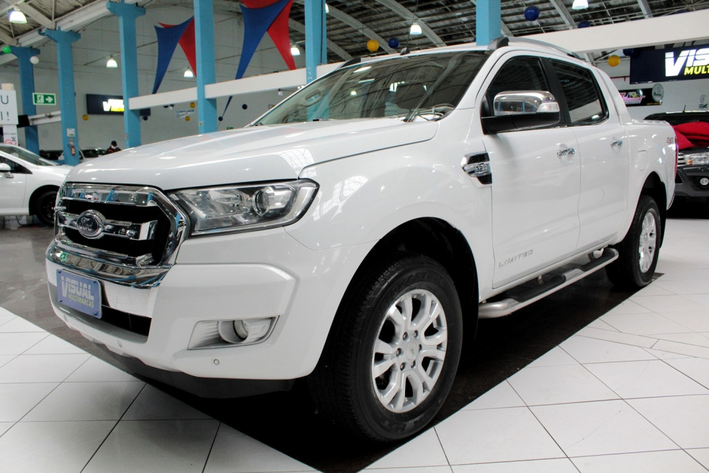 FORD RANGER 3.2 LIMITED 4X4 CD TURBO DIESEL 4P AUTOMÁTICO 6M - 2017 - BRANCO FORD RANGER 3.2 LIMITED 4X4 CD TURBO DIESEL 4P AUTOMÁTICO 6M - 2017 - BRANCO