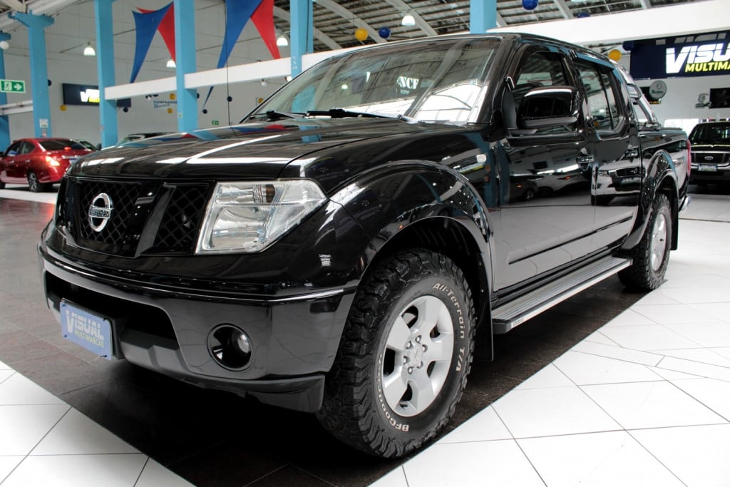 NISSAN FRONTIER 2.5 SE 4X4 CD TURBO DIESEL 4P MANUAL 6M - 2011 - PRETO NISSAN FRONTIER 2.5 SE 4X4 CD TURBO DIESEL 4P MANUAL 6M - 2011 - PRETO