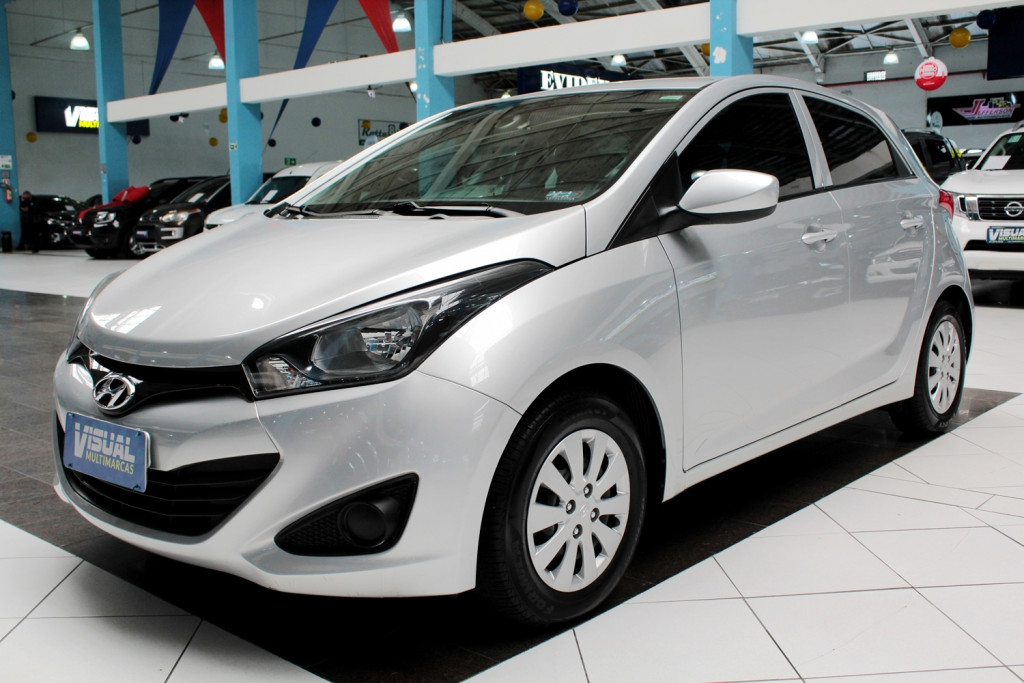 HYUNDAI HB20 1.6 FLEX 4P MANUAL - 2013 - PRATA HYUNDAI HB20 1.6 FLEX 4P MANUAL - 2013 - PRATA