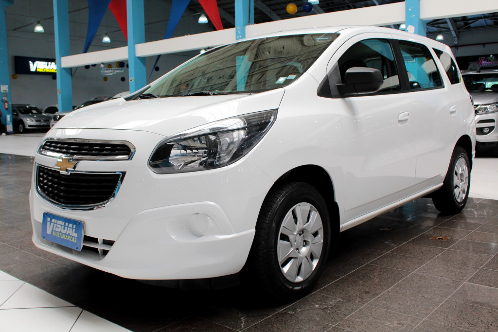 CHEVROLET SPIN 1.8 LS FLEX 4P MANUAL 6M - 2018 - BRANCO CHEVROLET SPIN 1.8 LS FLEX 4P MANUAL 6M - 2018 - BRANCO