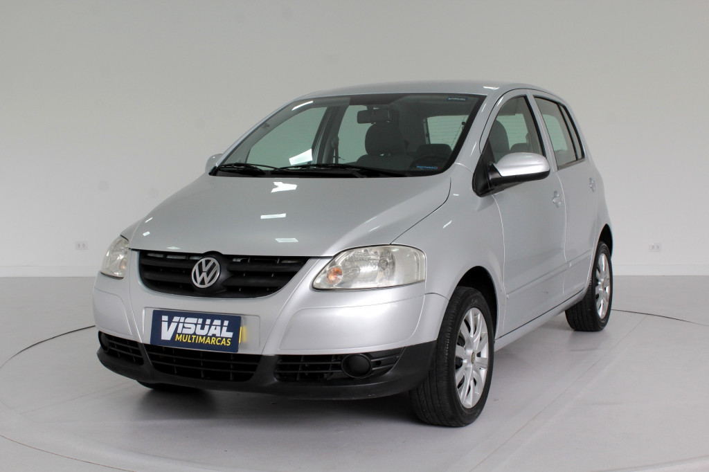 VOLKSWAGEN FOX 1.6 PLUS FLEX 4P MANUAL - 2008 - PRATA VOLKSWAGEN FOX 1.6 PLUS FLEX 4P MANUAL - 2008 - PRATA