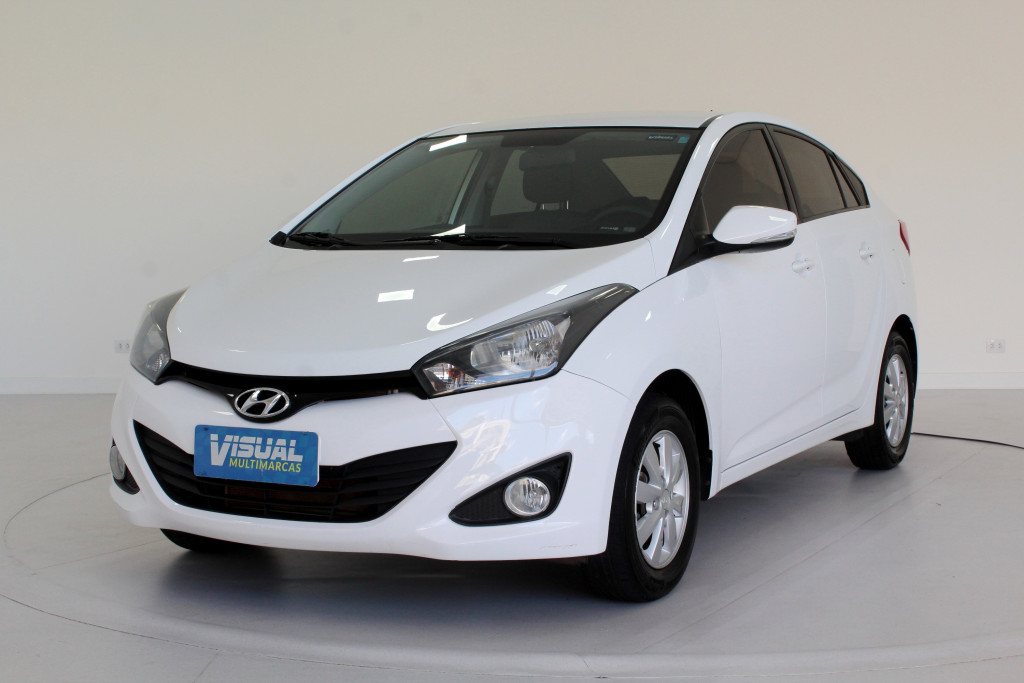HYUNDAI HB20S 1.6 COMFORT FLEX 4P AUTOMÁTICO - 2015 - BRANCO HYUNDAI HB20S 1.6 COMFORT FLEX 4P AUTOMÁTICO - 2015 - BRANCO