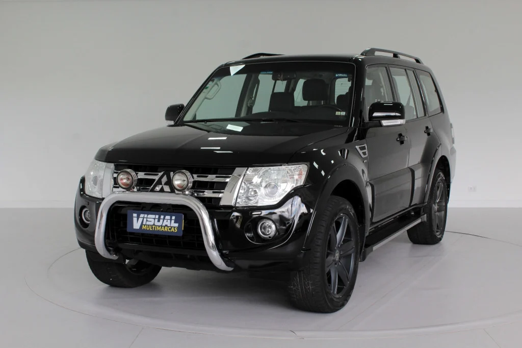 MITSUBISHI PAJERO FULL 3.2 HPE 7L 4X4 TURBO DIESEL 4P AUTOMÁTICO 5M - 2014 - PRETO MITSUBISHI PAJERO FULL 3.2 HPE 7L 4X4 TURBO DIESEL 4P AUTOMÁTICO 5M - 2014 - PRETO