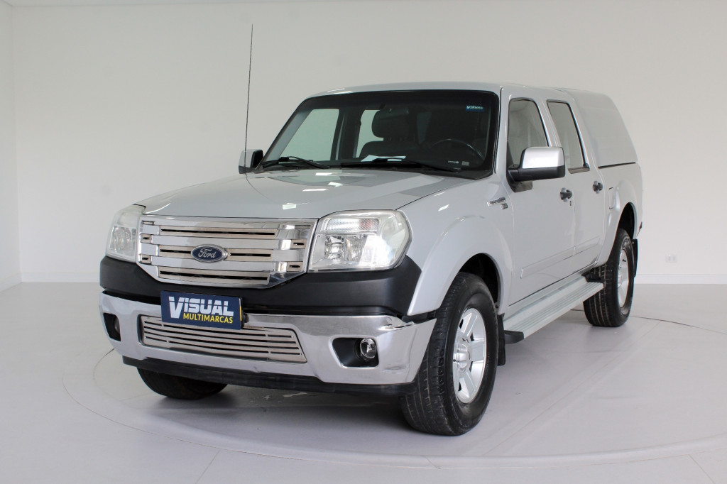 FORD RANGER 3.0 XLT TURBO DIESEL 4P MANUAL - 2011 - PRATA FORD RANGER 3.0 XLT TURBO DIESEL 4P MANUAL - 2011 - PRATA