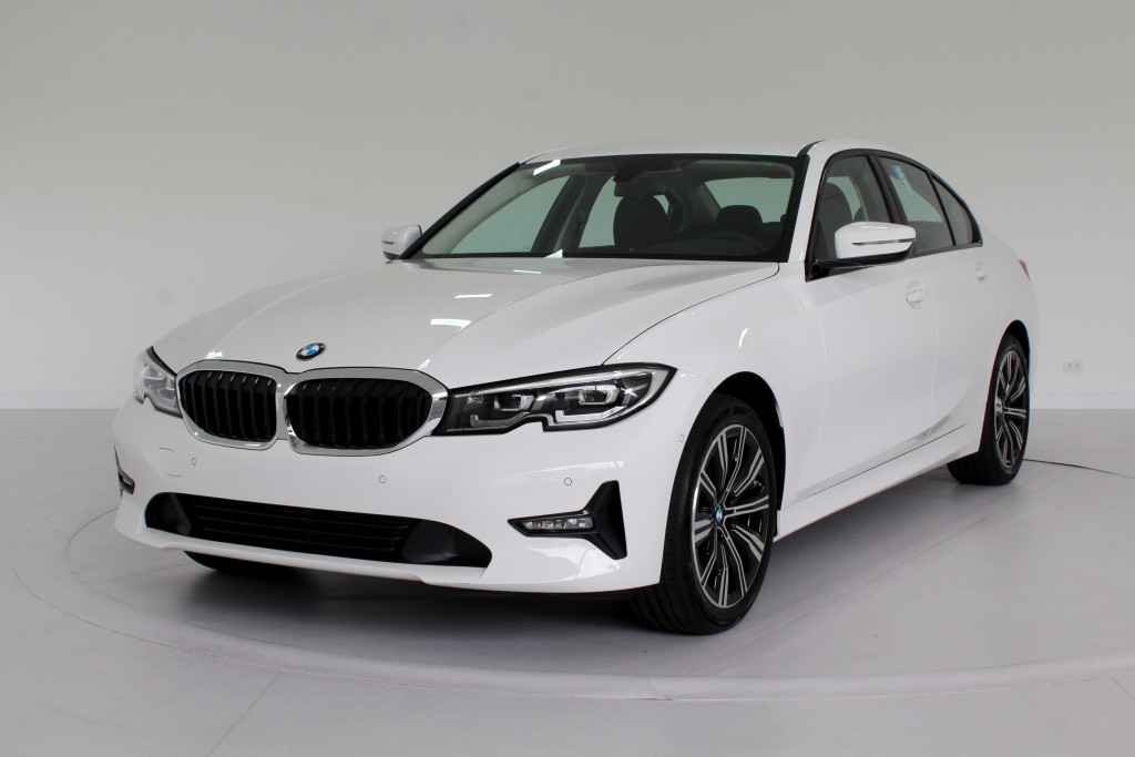 BMW 320i 2.0 TURBO ACTIVE GP FLEX 4P AUTOMÁTICO 8M - 2021 - BRANCO BMW 320i 2.0 TURBO ACTIVE GP FLEX 4P AUTOMÁTICO 8M - 2021 - BRANCO