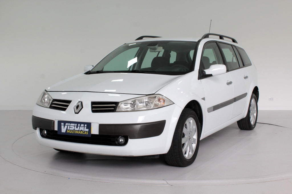 RENAULT MEGANE 1.6 GRAND TOUR DYNAMIQUE 4P MANUAL - 2013 - BRANCO RENAULT MEGANE 1.6 GRAND TOUR DYNAMIQUE 4P MANUAL - 2013 - BRANCO