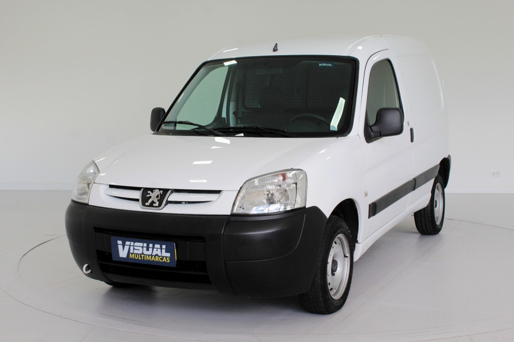 PEUGEOT PARTNER 1.6 FURGÃO FLEX 3P MANUAL - 2018 - BRANCO PEUGEOT PARTNER 1.6 FURGÃO FLEX 3P MANUAL - 2018 - BRANCO