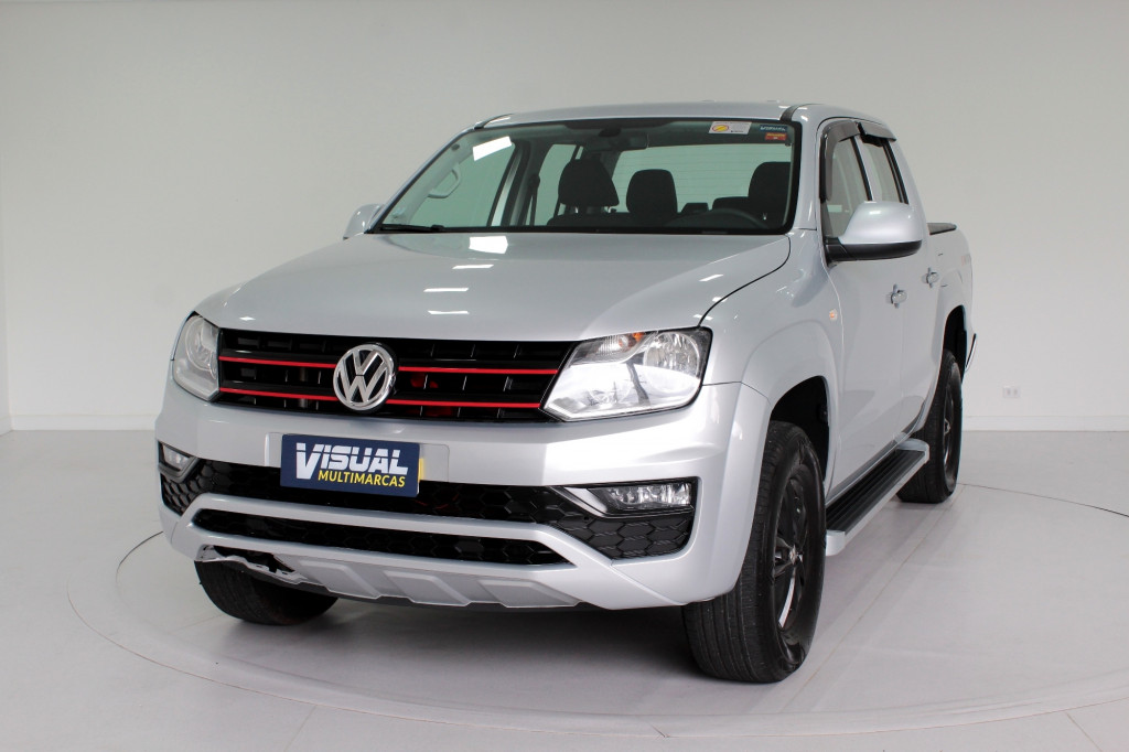 VOLKSWAGEN AMAROK 2.0 S 4X4 CD TURBO DIESEL 4P MANUAL 6M - 2017 - PRATA VOLKSWAGEN AMAROK 2.0 S 4X4 CD TURBO DIESEL 4P MANUAL 6M - 2017 - PRATA