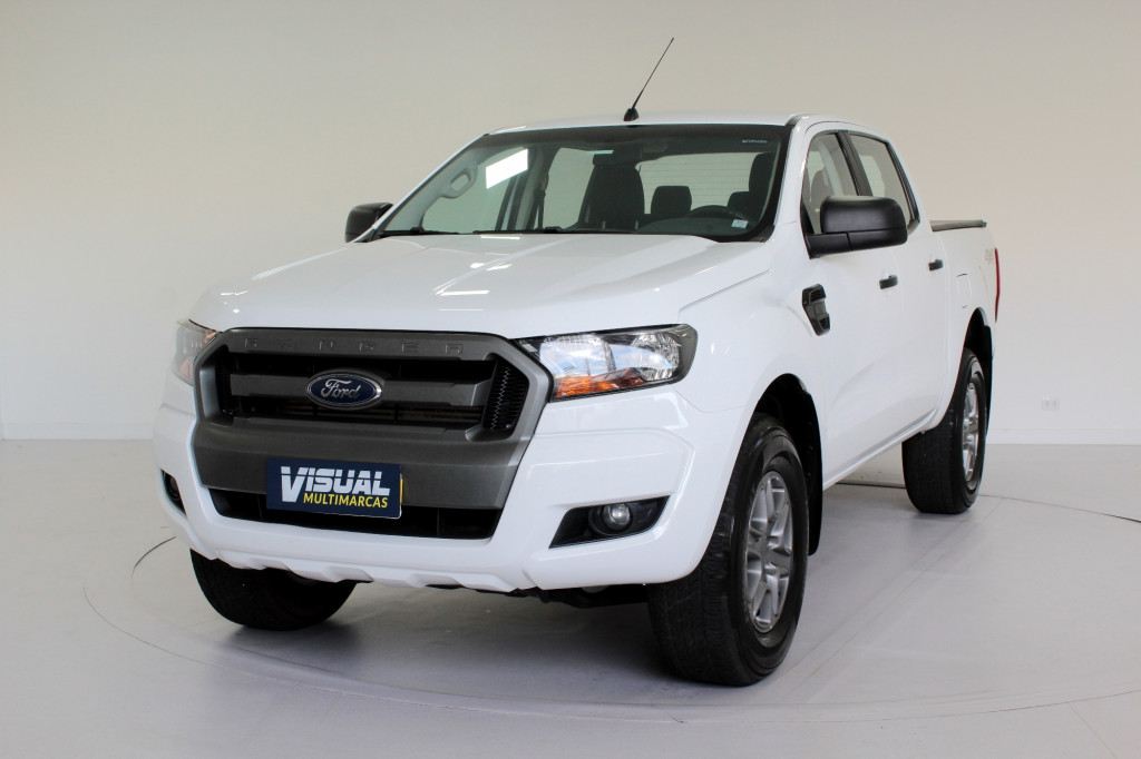 FORD RANGER 2.2 XLS CD TURBO DIESEL 4P AUTOMÁTICO 6M - 2017 - BRANCO FORD RANGER 2.2 XLS CD TURBO DIESEL 4P AUTOMÁTICO 6M - 2017 - BRANCO