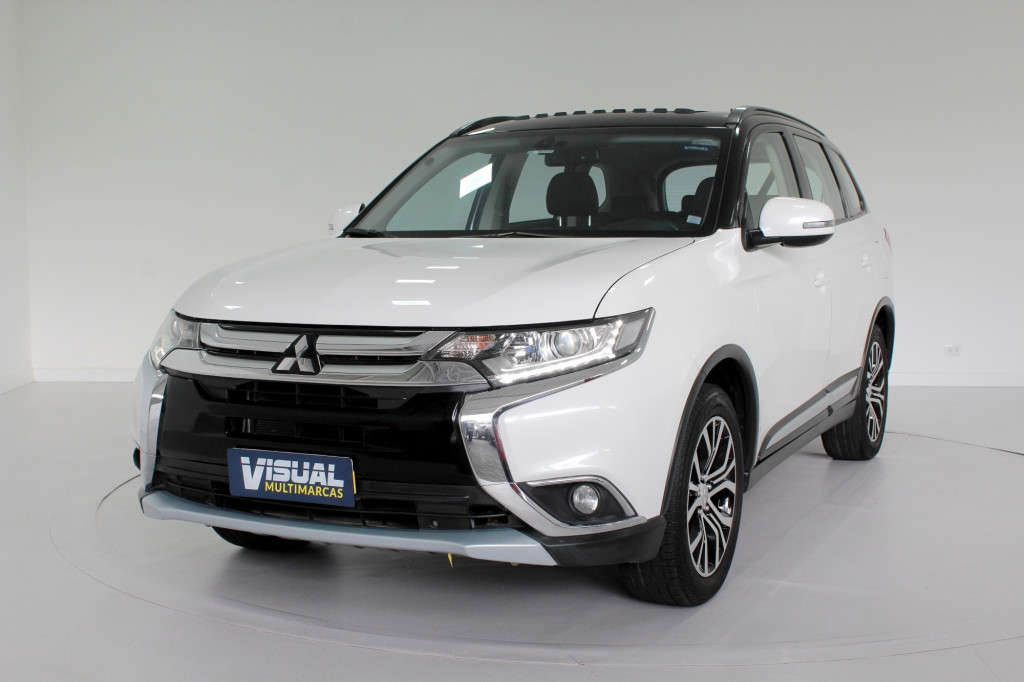 MITSUBISHI OUTLANDER 2.0 4P AUTOMÁTICO CVT 6M - 2016 - BRANCO MITSUBISHI OUTLANDER 2.0 4P AUTOMÁTICO CVT 6M - 2016 - BRANCO