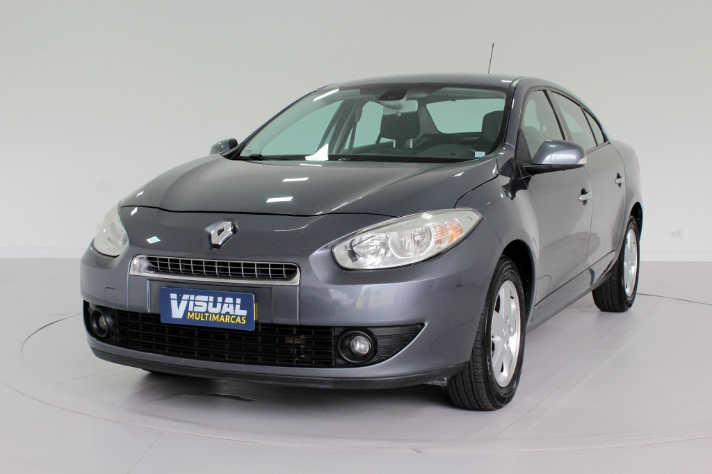 RENAULT FLUENCE 2.0 DYNAMIQUE FLEX 4P AUTOMÁTICO CVT 6M - 2014 - CINZA RENAULT FLUENCE 2.0 DYNAMIQUE FLEX 4P AUTOMÁTICO CVT 6M - 2014 - CINZA