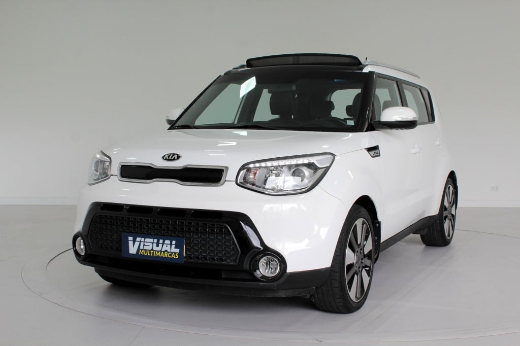 KIA SOUL 1.6 FLEX 4P AUTOMÁTICO 6M - 2015 - BRANCO KIA SOUL 1.6 FLEX 4P AUTOMÁTICO 6M - 2015 - BRANCO