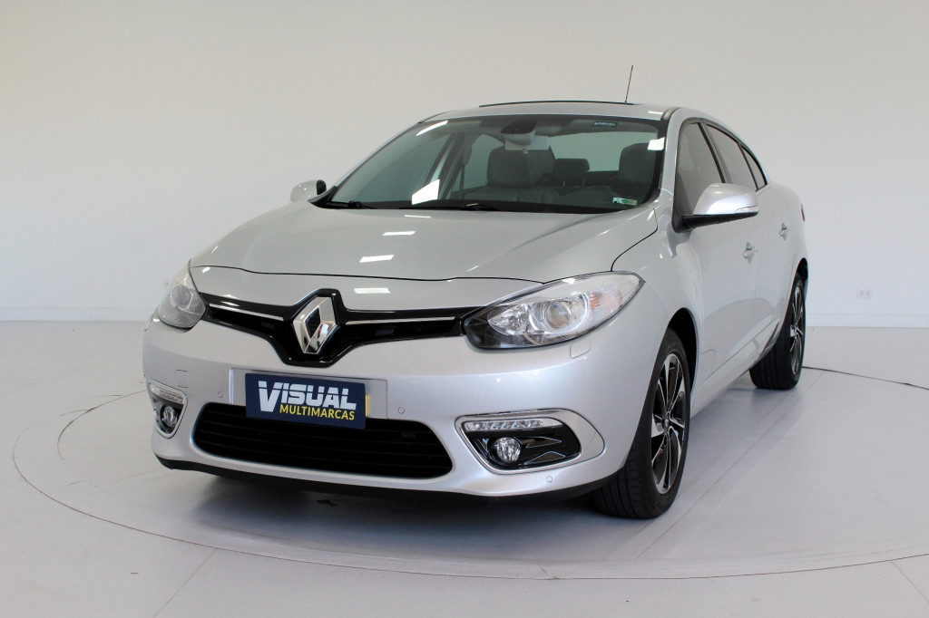 RENAULT FLUENCE 2.0 PRIVILÉGE FLEX 4P AUTOMÁTICO CVT 6M - 2017 - PRATA RENAULT FLUENCE 2.0 PRIVILÉGE FLEX 4P AUTOMÁTICO CVT 6M - 2017 - PRATA