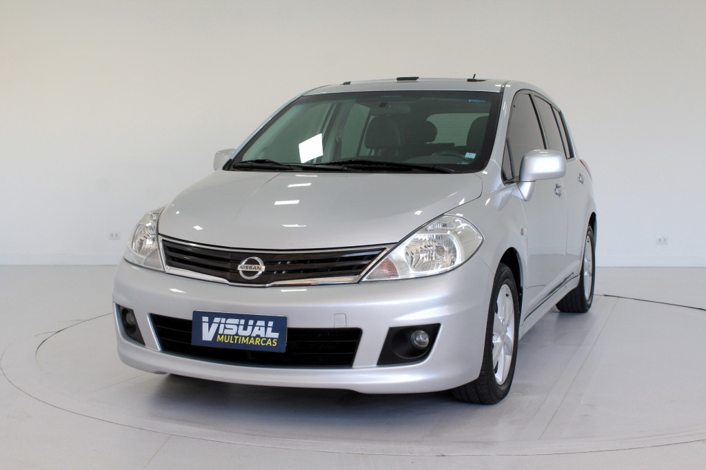 NISSAN TIIDA 1.8 SL FLEX 4P AUTOMÁTICO - 2010 - PRATA NISSAN TIIDA 1.8 SL FLEX 4P AUTOMÁTICO - 2010 - PRATA