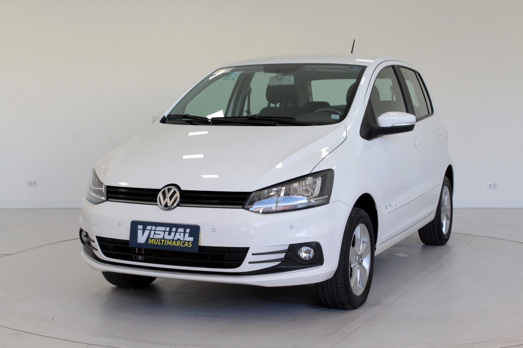 VOLKSWAGEN FOX 1.6 CONNECT FLEX MANUAL - 2017 - BRANCO VOLKSWAGEN FOX 1.6 CONNECT FLEX MANUAL - 2017 - BRANCO