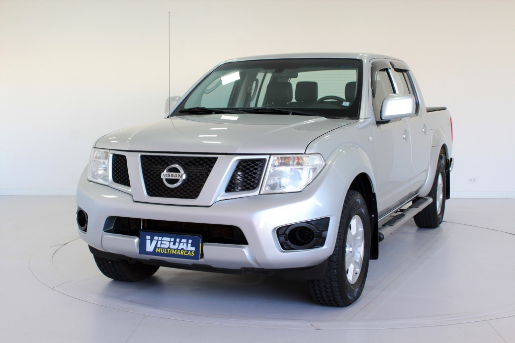 NISSAN FRONTIER 2.5 S 4X4 CD TURBO DIESEL 4P MANUAL 6M - 2014 - PRATA NISSAN FRONTIER 2.5 S 4X4 CD TURBO DIESEL 4P MANUAL 6M - 2014 - PRATA