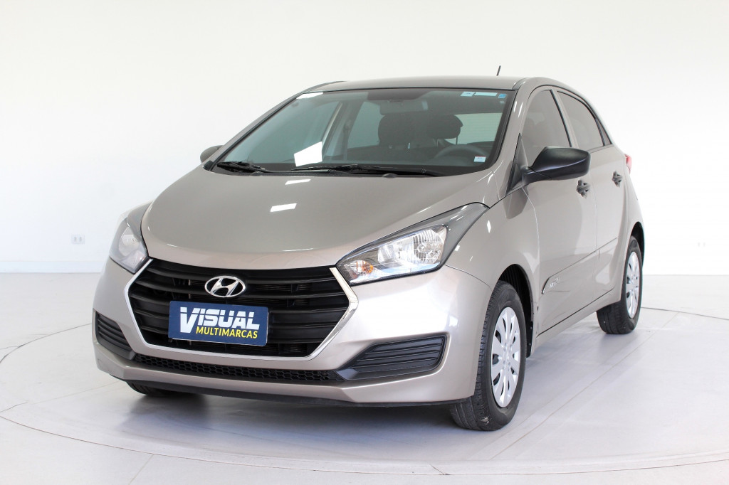 HYUNDAI HB20 1.0 COMFORT FLEX 4P MANUAL - 2018 - PRATA HYUNDAI HB20 1.0 COMFORT FLEX 4P MANUAL - 2018 - PRATA