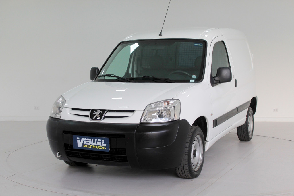 PEUGEOT PARTNER 1.6 FURGÃO FLEX MANUAL - 2015 - BRANCO PEUGEOT PARTNER 1.6 FURGÃO FLEX MANUAL - 2015 - BRANCO