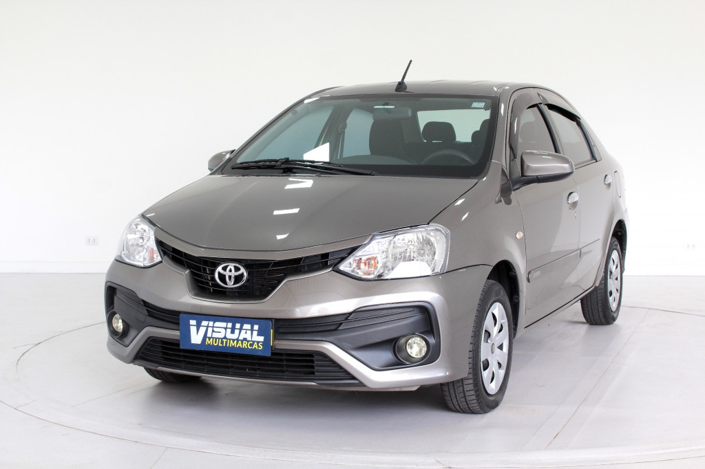 TOYOTA ETIOS 1.5 XS FLEX AUTOMÁTICO - 2018 - CINZA TOYOTA ETIOS 1.5 XS FLEX AUTOMÁTICO - 2018 - CINZA