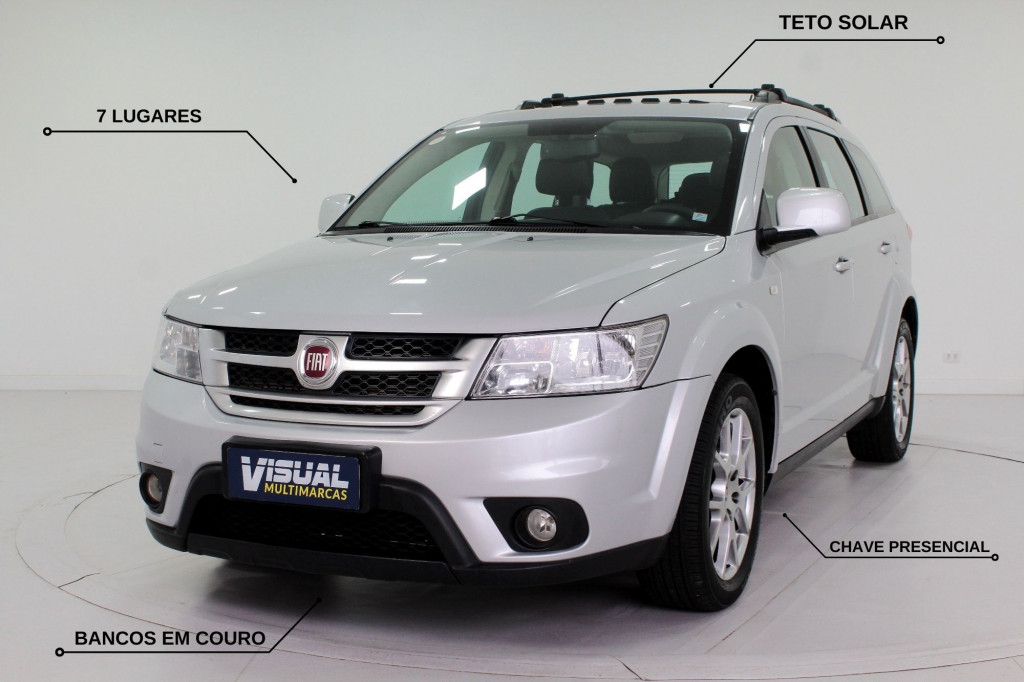 FIAT FREEMONT 2.4 PRECISION 7L AUTOMÁTICO 6M - 2014 - PRATA FIAT FREEMONT 2.4 PRECISION 7L AUTOMÁTICO 6M - 2014 - PRATA
