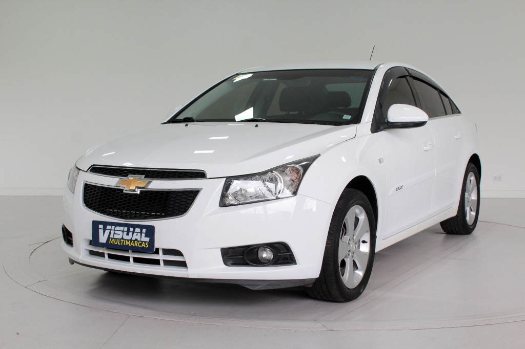 CHEVROLET CRUZE 1.8 LT FLEX AUTOMÁTICO 6M - 2014 - BRANCO CHEVROLET CRUZE 1.8 LT FLEX AUTOMÁTICO 6M - 2014 - BRANCO