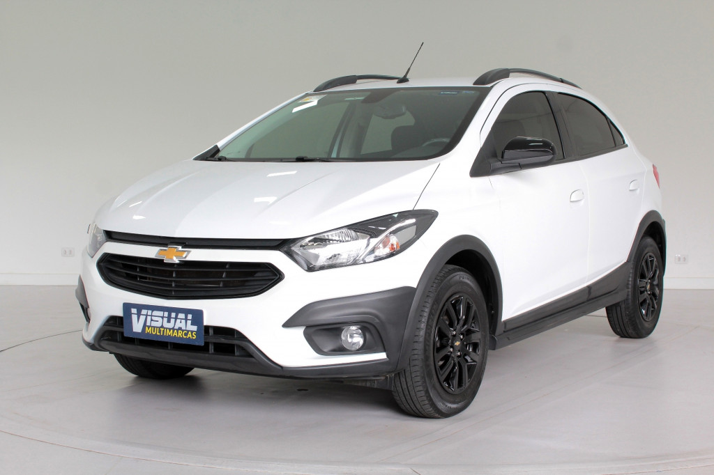CHEVROLET ONIX 1.4 ACTIV FLEX MANUAL - 2019 - BRANCO CHEVROLET ONIX 1.4 ACTIV FLEX MANUAL - 2019 - BRANCO