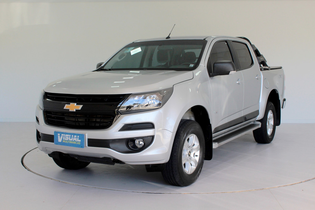 CHEVROLET S10 2.8 LT 4X4 CD TURBO DIESEL AUTOMÁTICO 6M - 2020 - PRATA CHEVROLET S10 2.8 LT 4X4 CD TURBO DIESEL AUTOMÁTICO 6M - 2020 - PRATA